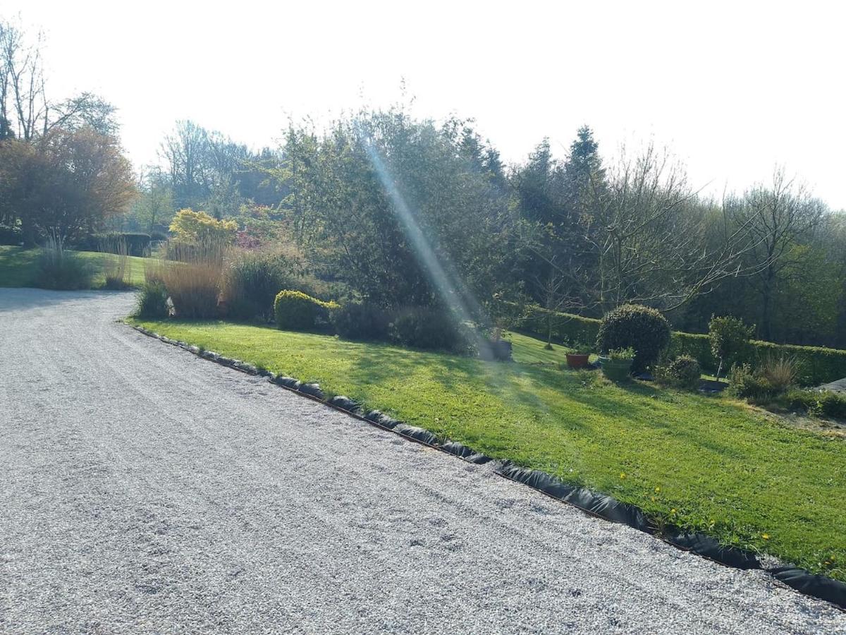 Gite Montabot Exteriör bild